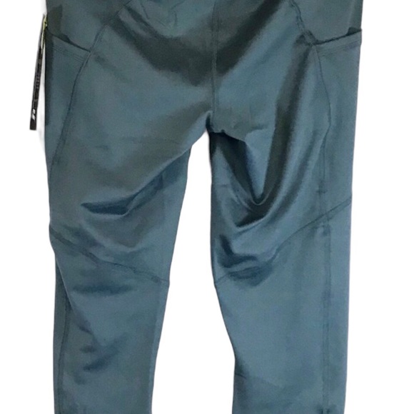 Velocity Stash Pocket Ankle Leggings. Size small NWT - Picture 2 of 5